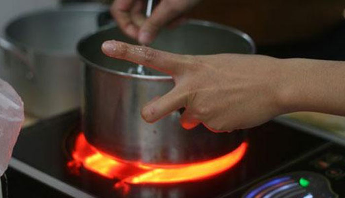 Bếp hồng ngoại sử dụng mâm nhiệt tốt hay đèn Halogen tốt hơn? Bếp hồng ngoại sử dụng mâm nhiệt tốt hay đèn Halogen tốt hơn?