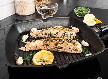 Kinh nghiệm mua chảo nướng bếp từ 10