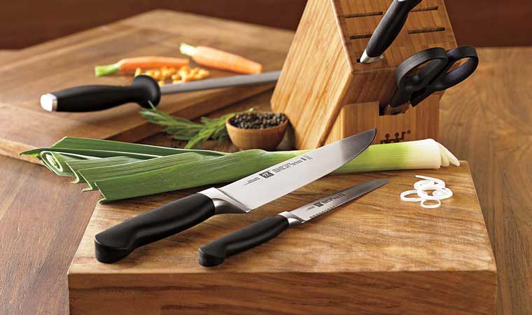 dao-keo-trong-nha-bep-1 Dao, kéo