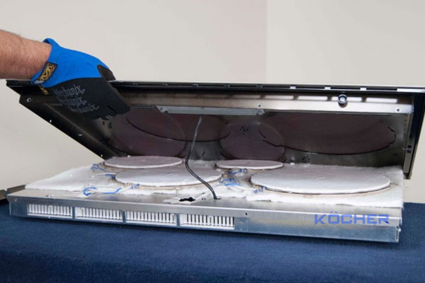 thay-mat-kinh-bep-tu-1 Cách thay bếp từ bị vỡ mặt kính 3