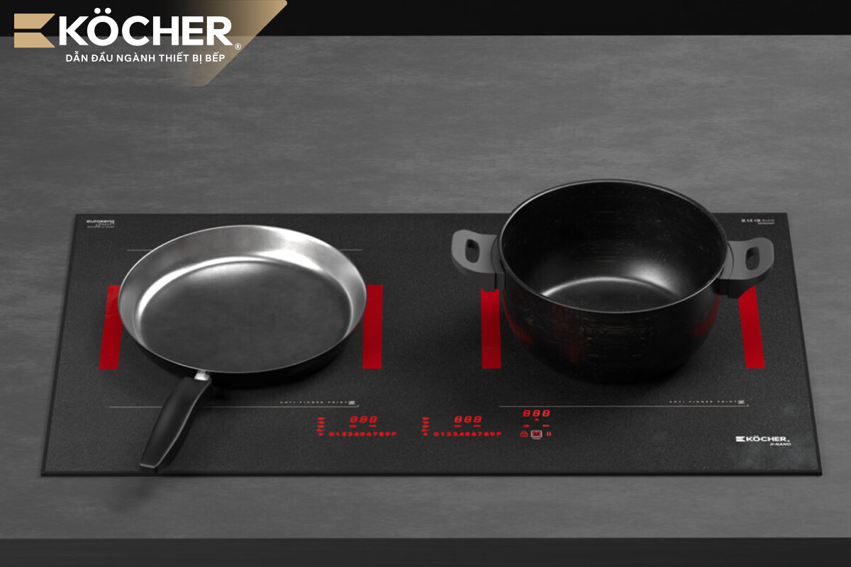 Mặt kính bếp từ của Köcher với cấu trúc tinh thể X-Nano giúp hạn chế vết bẩn, đảm bảo khả năng truyền nhiệt trực tiếp lên đáy nồi.
