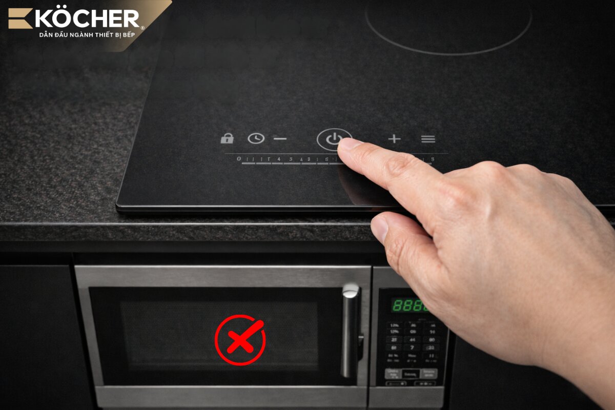 Không nên đặt bếp từ gần lò vi sóng, lò nướng
