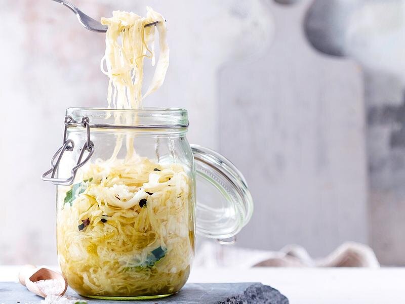 Sauerkraut – naturally fermented sour cabbage, the soul of German cuisine. (Source: lecker.de)