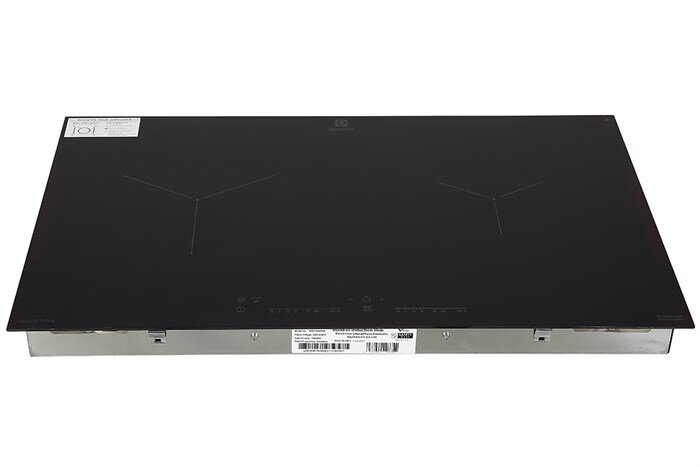 Bếp từ Electrolux EHI7260BB với mặt kính EuroKera (Pháp), thiết kế theo phong cách Châu Âu.